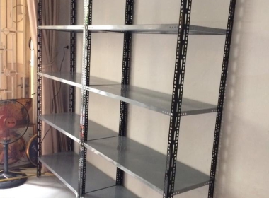 Giá kệ V lỗ đa năng - Đáp ứng mọi yêu cầu lưu trữ của bạn