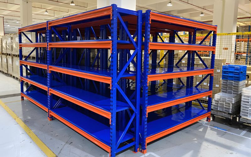 Kệ kho hàng trung tải