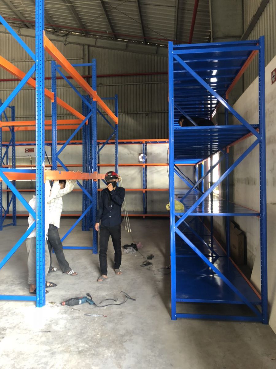 kệ sắt công nghiệp long an