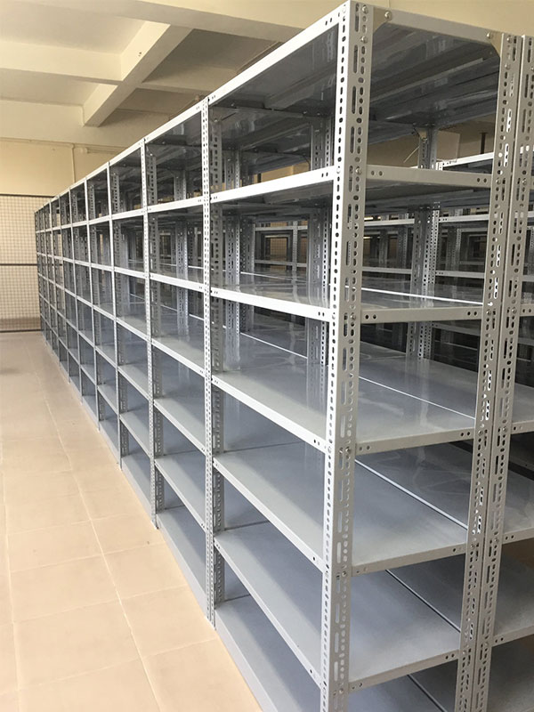 Ứng dụng của kệ sắt v lỗ