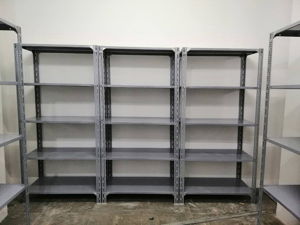 kệ sắt V lỗ long an