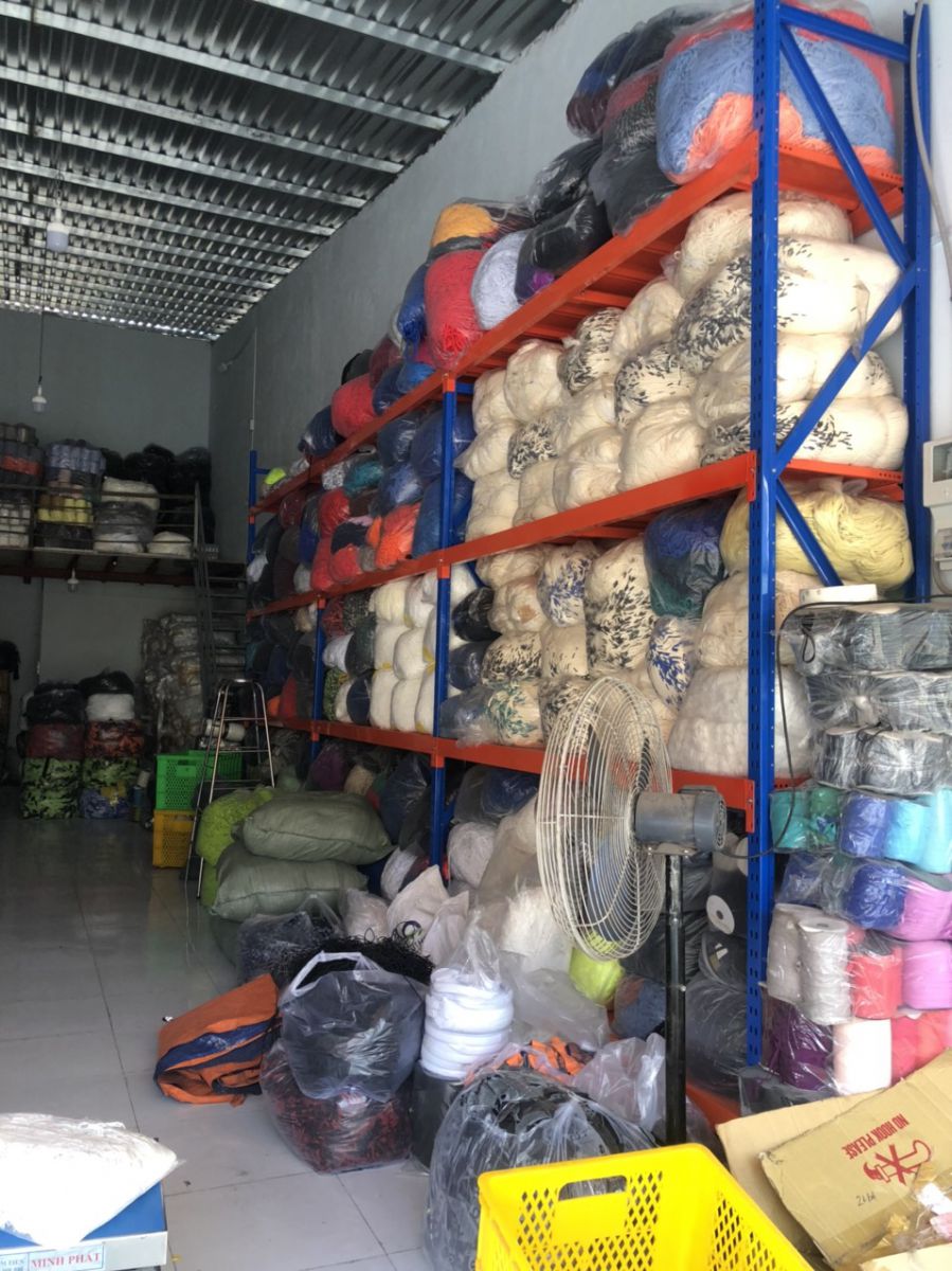 thi công lắp đặt kệ sắt